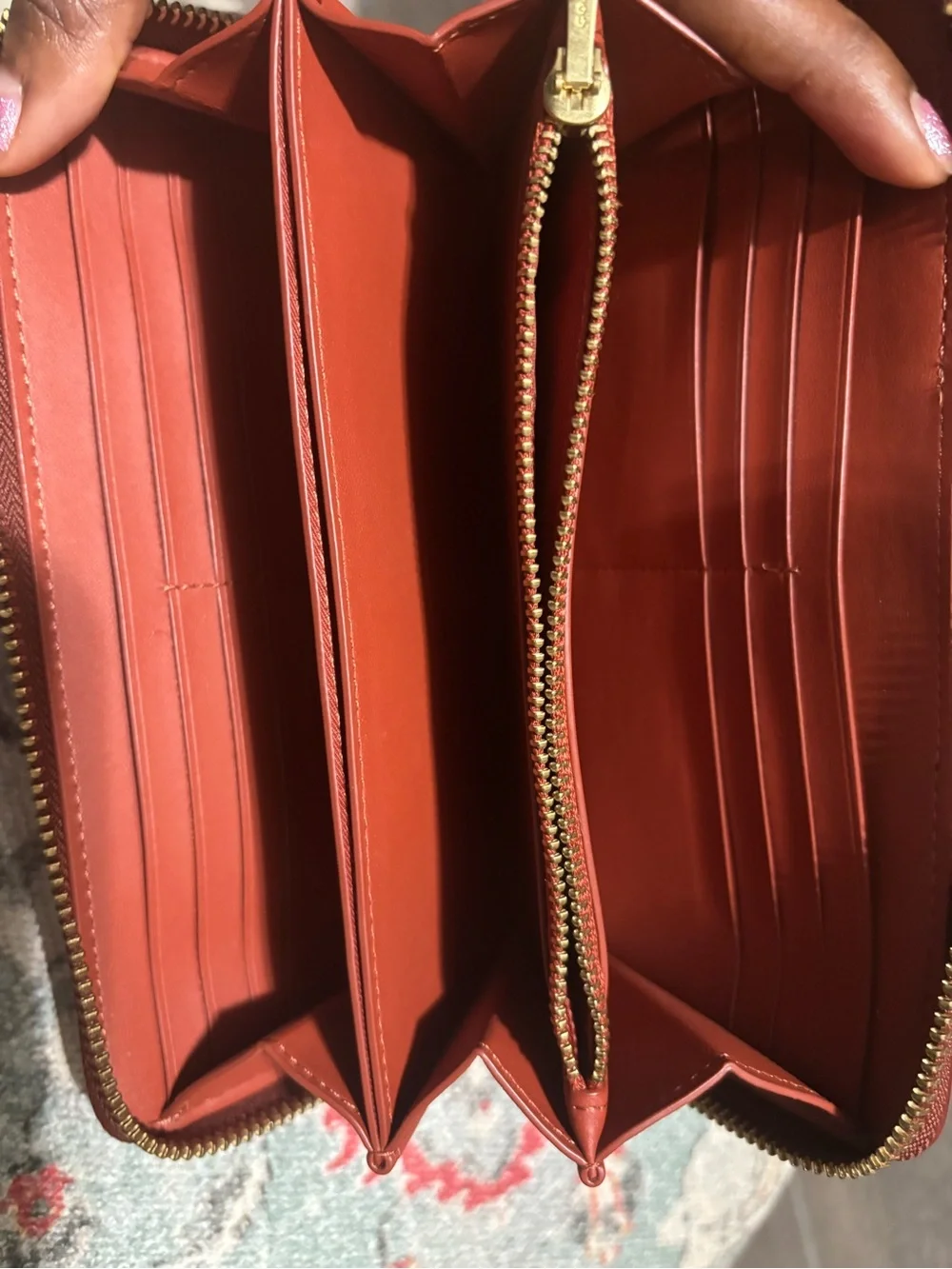 Coach Essential Accordion Zip Wallet